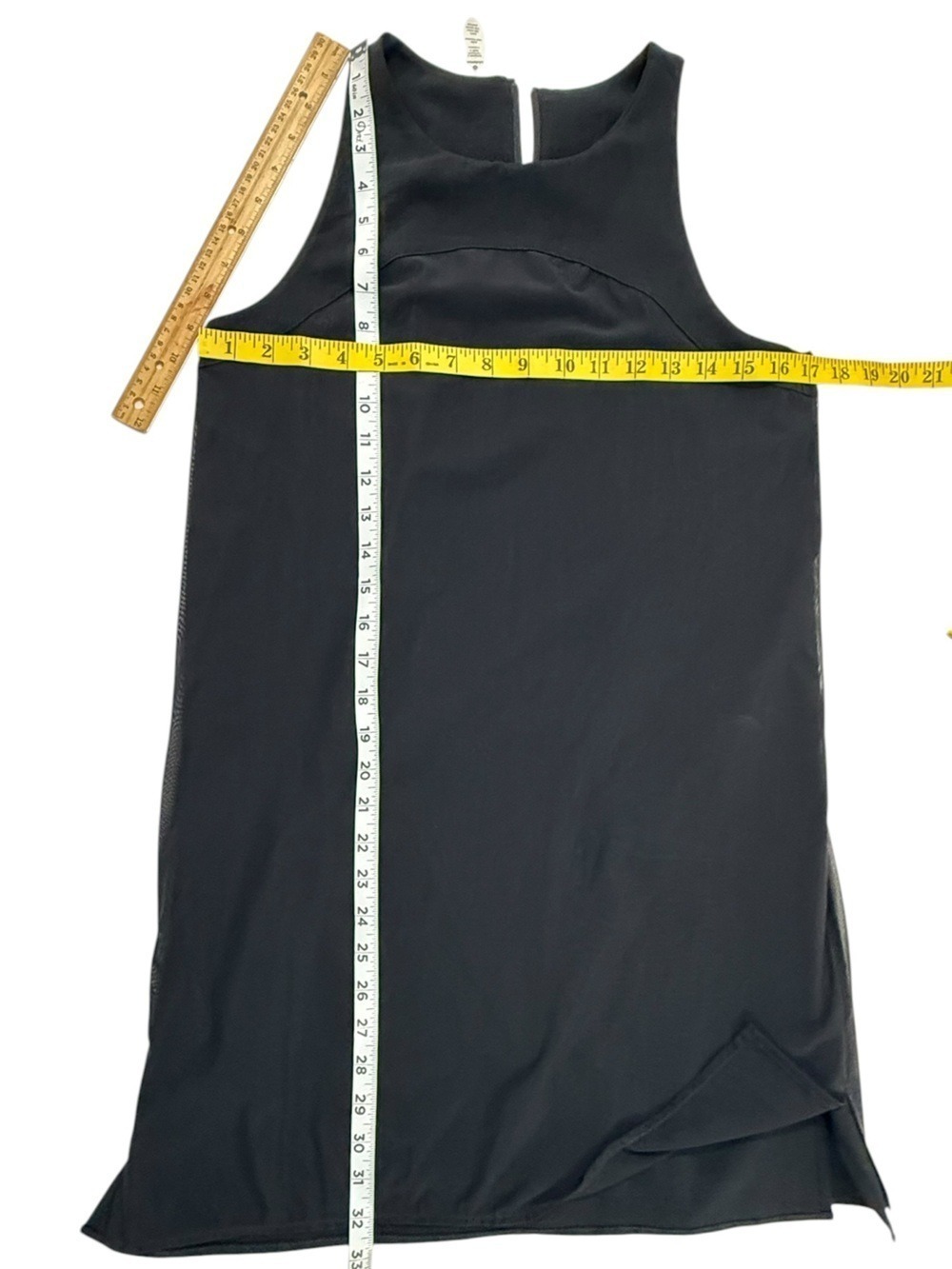 Lululemon Shift in Time Rare Sleeveless Shift Dress Black Size 4 Pockets - Picture 14 of 15
